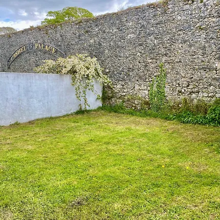 Holiday home Cashel *